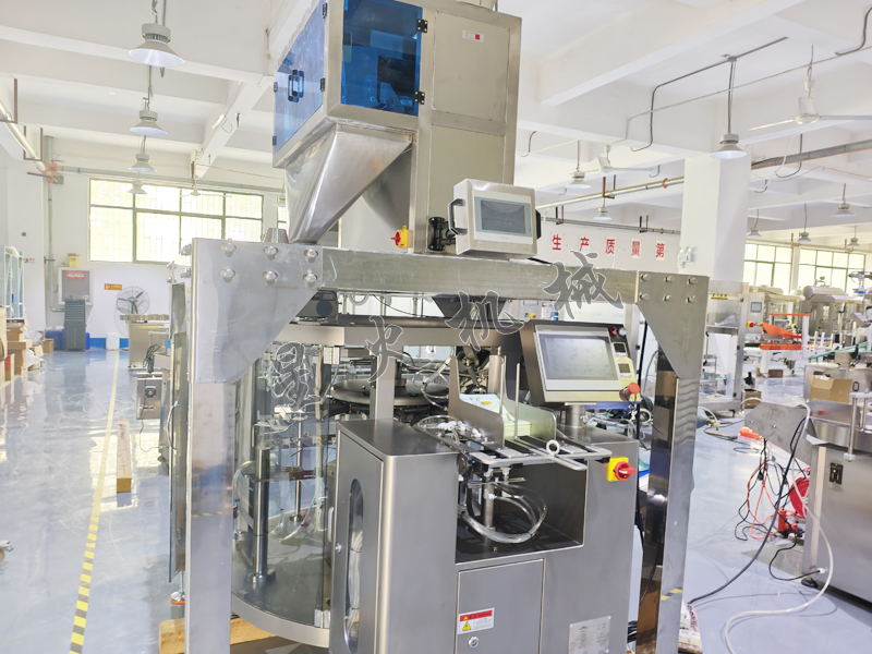 南京堅果仁自動包裝機八工位給袋式包裝故障率高嗎？