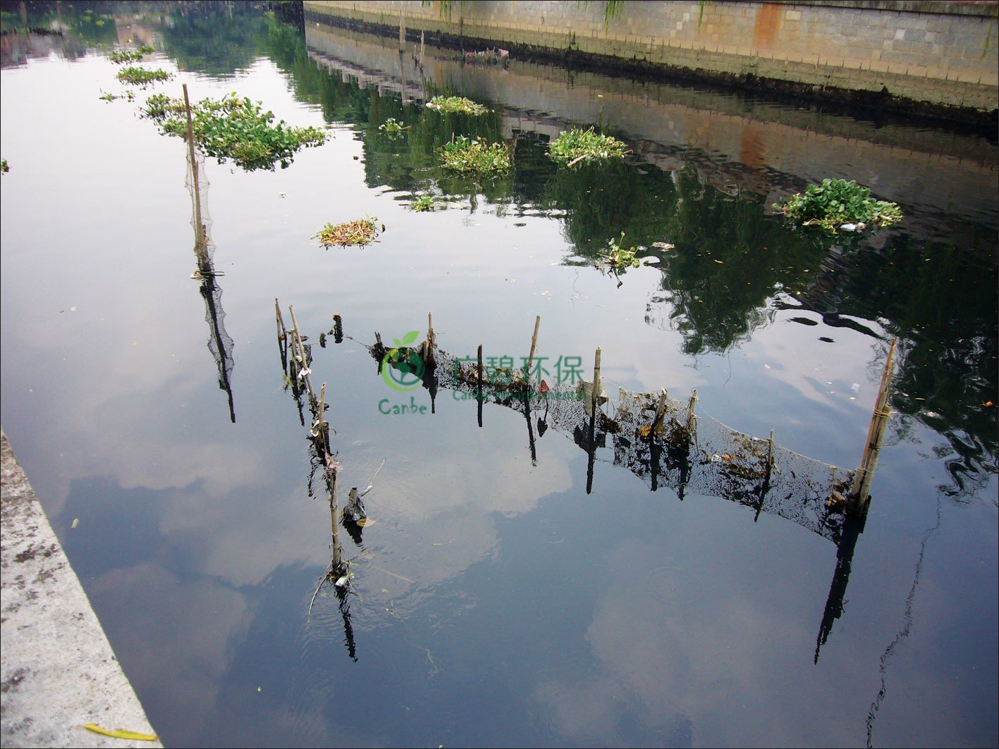 城市河道汙染(rǎn)原因及(jí)治理措施 (圖1) 城(chéng)市河道汙染原因及治理措施 (圖1)