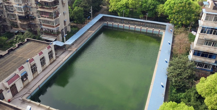 遊(yóu)泳池水變綠是什(shí)麽原因?遊泳池水處理方(fāng)法