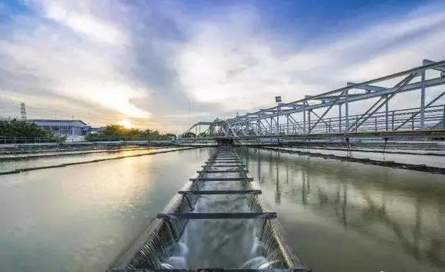 汙水處理絮(xù)凝劑有什麽用?絮凝劑的種類有哪(nǎ)些?