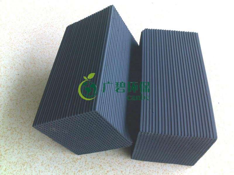 汙水處理中的活性炭的怎麽鑒別 選購活(huó)性炭注意要點(圖1) 汙水處(chù)理中的(de)活性(xìng)炭的怎麽鑒別 選購活性炭注意要點(圖1)