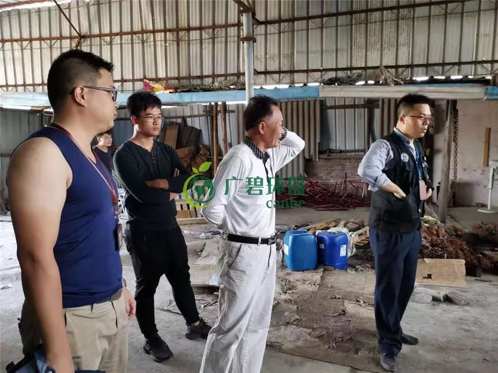 順德容桂容(róng)邊工業區(qū)兩家無(wú)證酸洗五金廠被查(chá)處 (圖1) 順德容桂容邊工業區兩家無證(zhèng)酸洗五金廠被查處 (圖1)