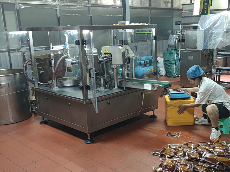 南京火鍋底料包裝機廠家（jiā）定製全自動